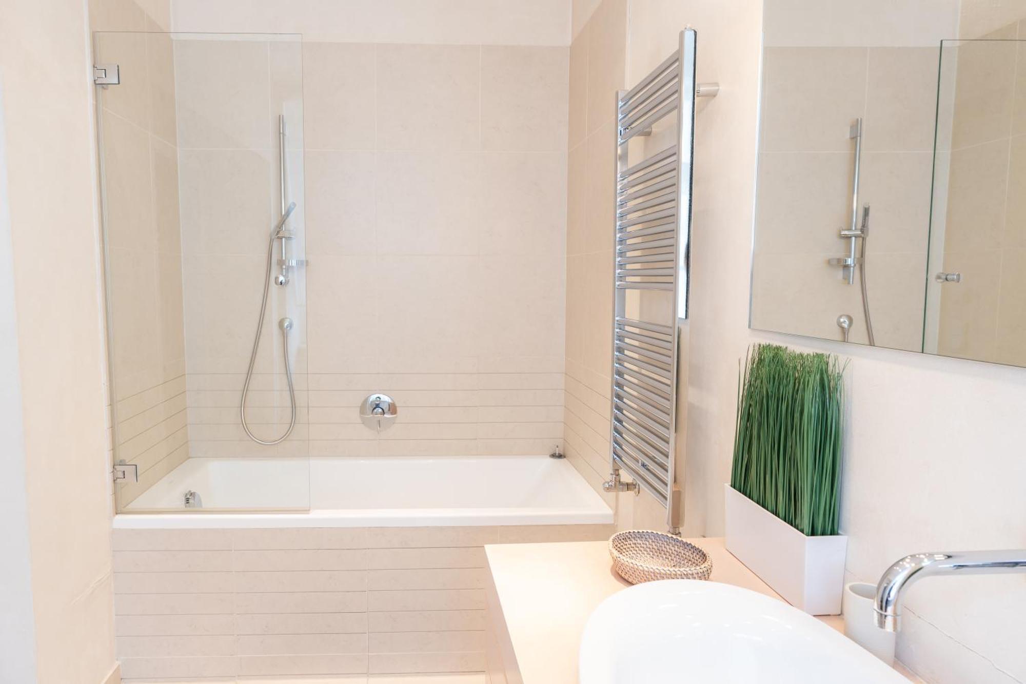 Premium - La Belle Vie Apartment *